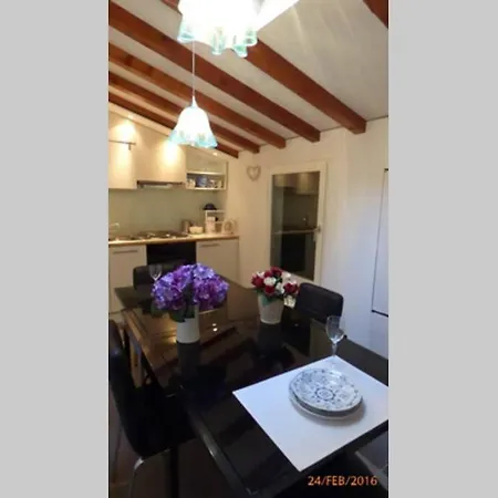 Charming House In شقة البندقية